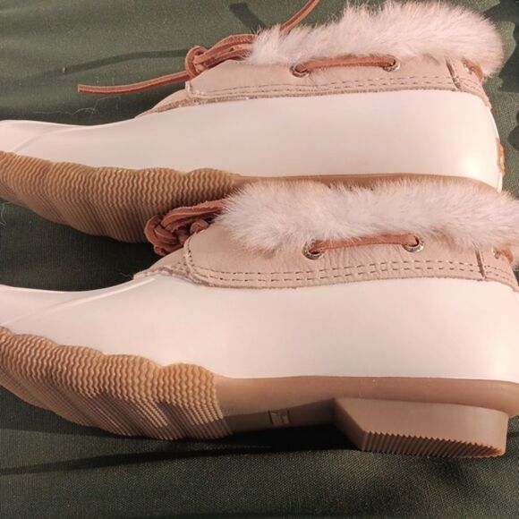 NEW Sperry Topsider One -Eye Saltwater Duck Boot. Outdoors. Sporty. - Picture 7 of 12
